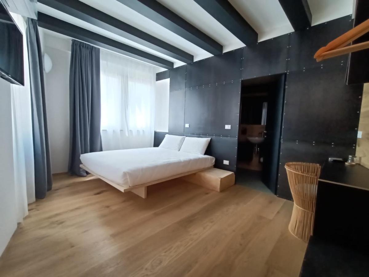 Le Meridiane City Rooms In Trento Kültér fotó
