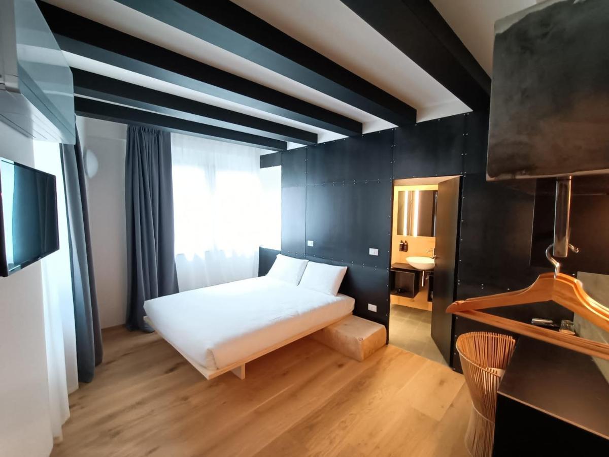 Le Meridiane City Rooms In Trento Kültér fotó