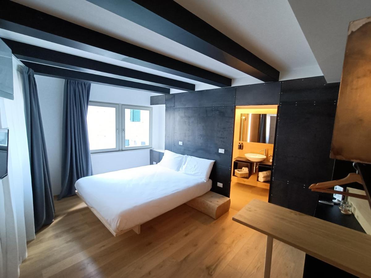 Le Meridiane City Rooms In Trento Kültér fotó