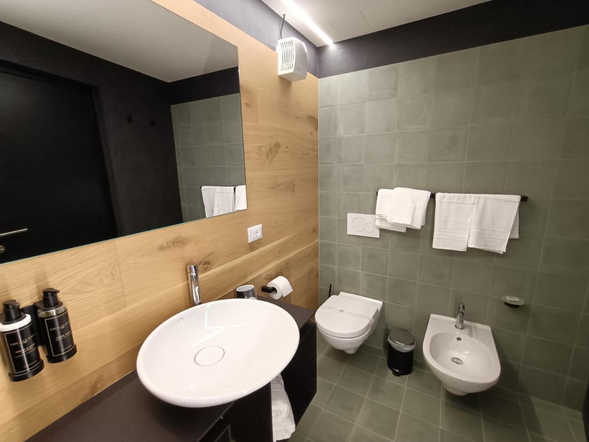 Le Meridiane City Rooms In Trento Kültér fotó